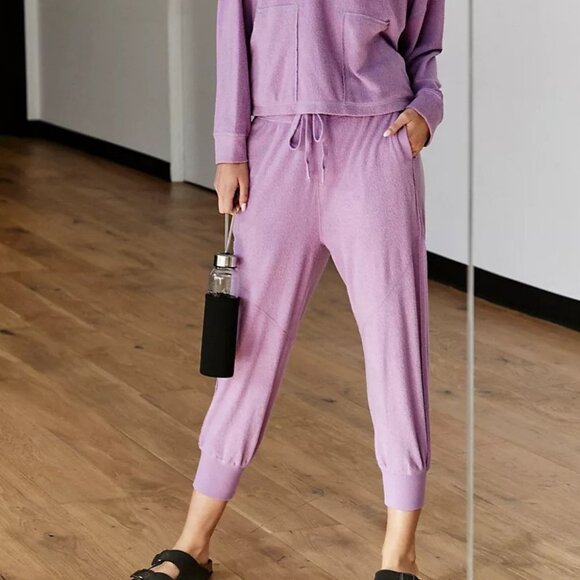 NWT Free People Radiant Joggers Wisteria Purple Pants Size Small New With Tags - Picture 16 of 16